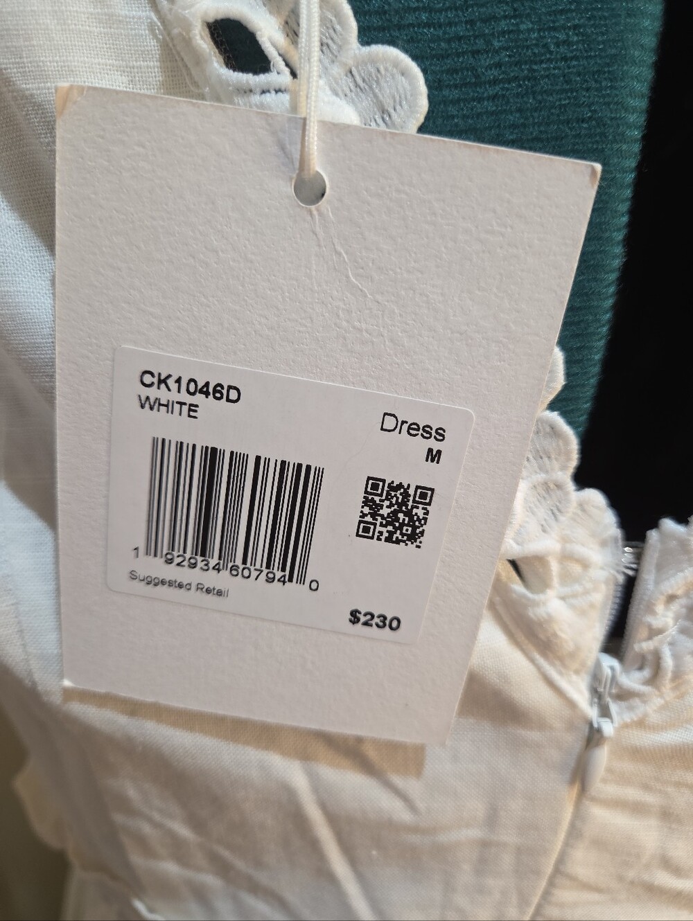 Nwt Medium Endelss Sumer Sleeveless White Lace-Trim V-Neck Maxi Dress $230 - Picture 6 of 16